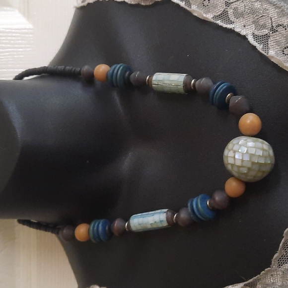 Source Unknown Jewelry - Vintage Awesome Wood Beaded Necklace Must Look
